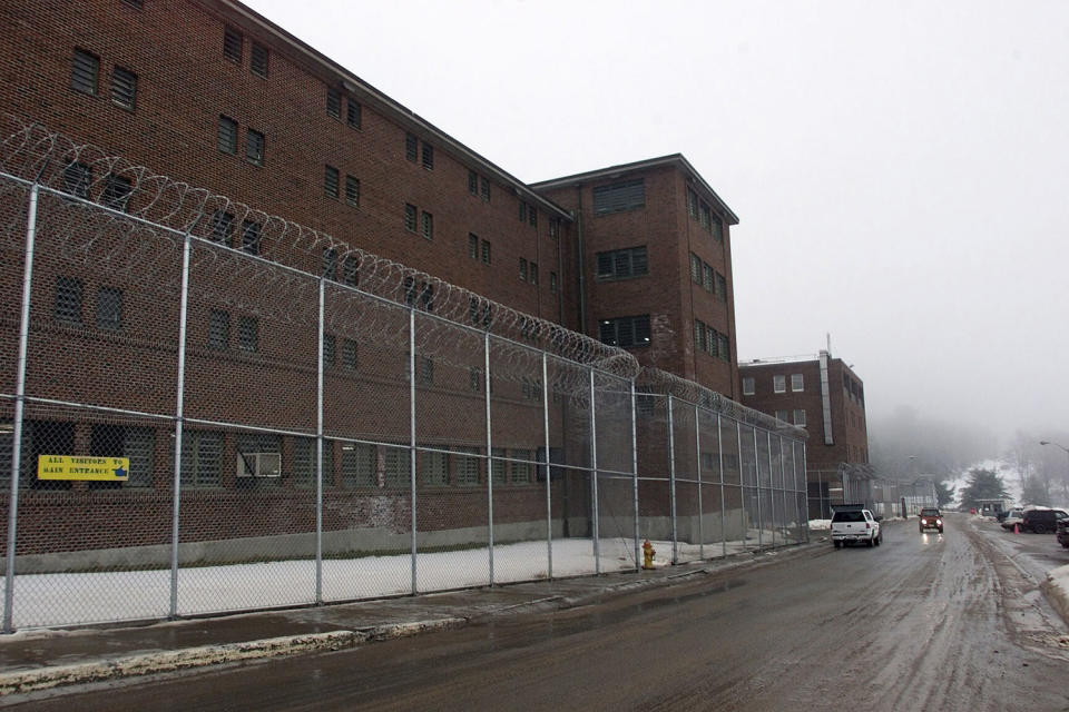 Woodbourne Correctional Facility in Sullivan County, N.Y., on Jan. 30, 2001. (Ruth Fremson / The New York Times via Redux)