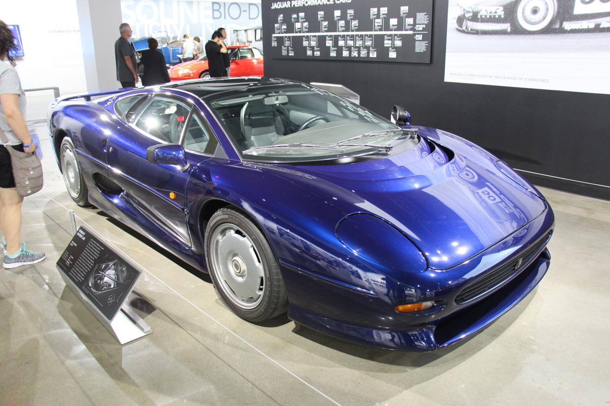 1992 Jaguar XJ220 Sports