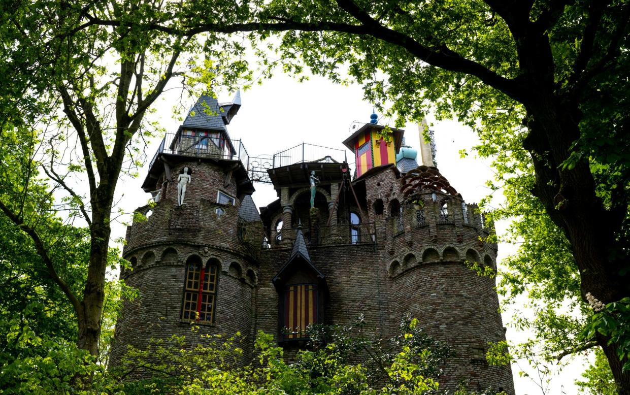 Olt Stoutenburght Castle - Pictured: Dutch pensioner builds five-storey castle in his back garden