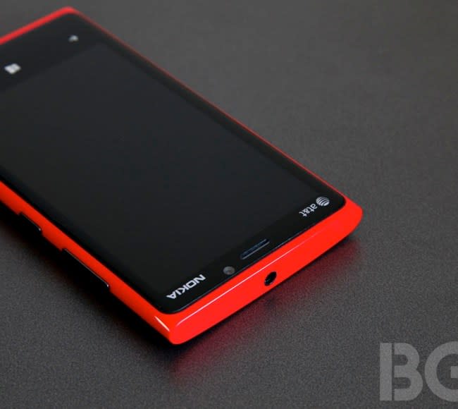 Lumia 920 vs. iPhone 5