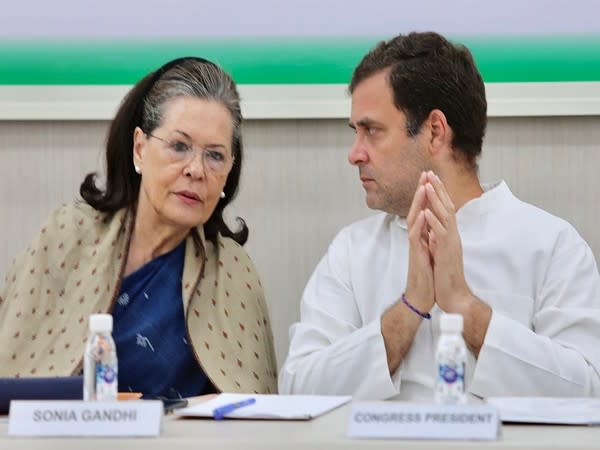 Congress leader Sonia Gandhi and Rahul Gandhi. (File Photo/ANI)