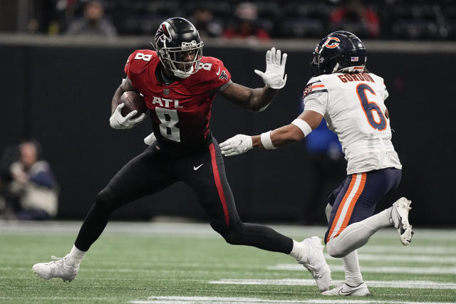 Atlanta Falcons tight end MyCole Pruitt (85) works during the second half  of an NFL football game against the Pittsburgh Steelers, Sunday, Dec. 4,  2022, in Atlanta. The Pittsburgh Steelers won 19-16. (