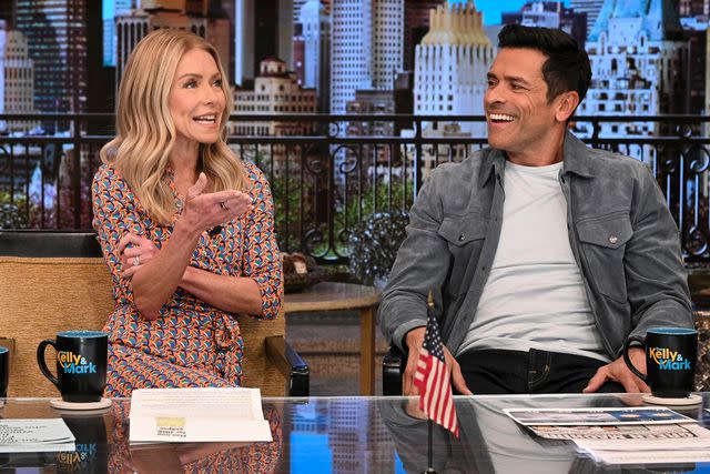 <p>DISNEY/Lorenzo Bevilaqua/Getty</p> Kelly Ripa and Mark Consuelos on 'Live With Kelly & Mark'