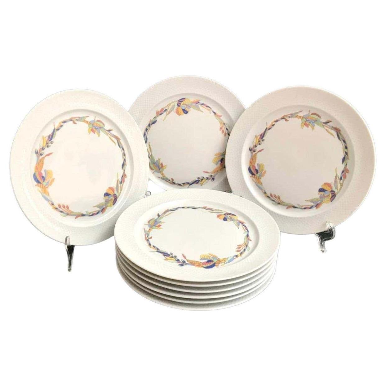 <p><a href="https://go.redirectingat.com?id=74968X1596630&url=https%3A%2F%2Fwww.1stdibs.com%2Ffurniture%2Fdining-entertaining%2Fdinner-plates%2Frosenthal-dessert-plates-vintage-plates-floral-pattern-german-porcelain%2Fid-f_31930572%2F&sref=https%3A%2F%2Fwww.veranda.com%2Fluxury-lifestyle%2Fa45642147%2Fmodern-conveniences-killing-holiday-joy%2F" rel="nofollow noopener" target="_blank" data-ylk="slk:Shop Now;elm:context_link;itc:0;sec:content-canvas" class="link rapid-noclick-resp">Shop Now</a></p><p>Rosenthal Vintage Dessert Plates</p><p>1stdibs.com</p><p>$87.33</p>