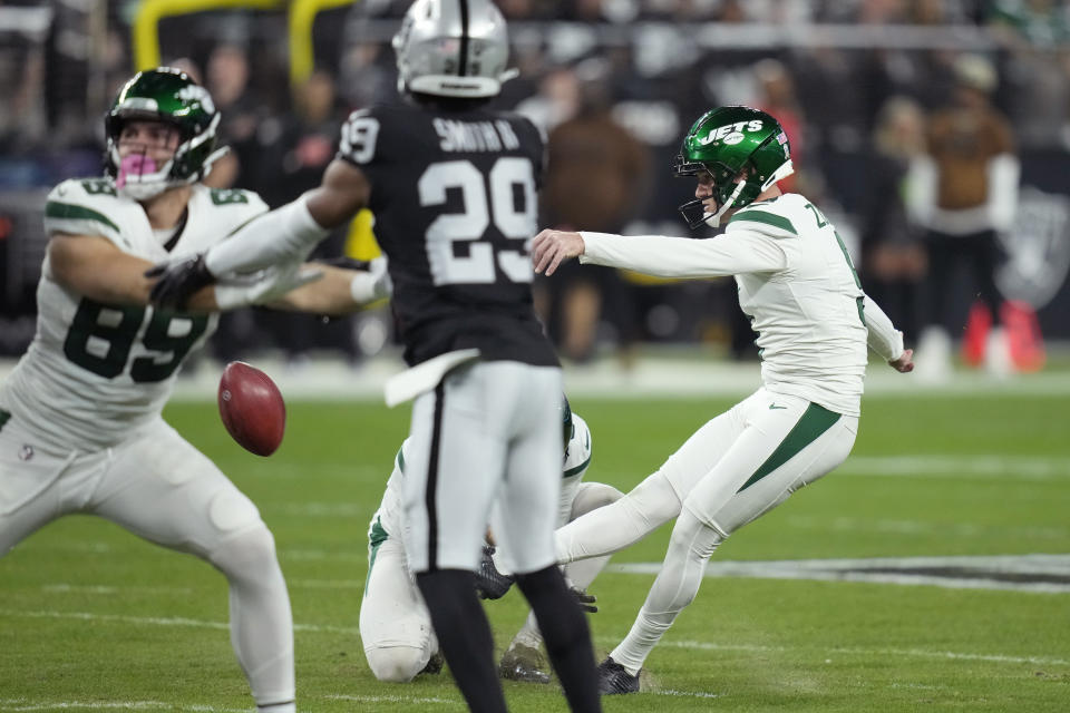 New York Jets place-kicker Greg Zuerlein makes a 47-yard field goal during the first half of an NFL football game against the Las Vegas Raiders Sunday, Nov. 12, 2023, in Las Vegas. (AP Photo/John Locher)