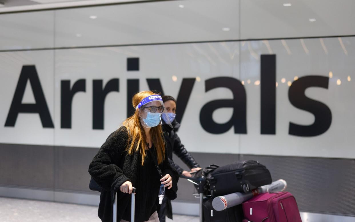 Around 10,000 people arriving in Heathrow each day could be bussed to hotels around the UK for quarantine - Simon Dawson/BLOOMBERG