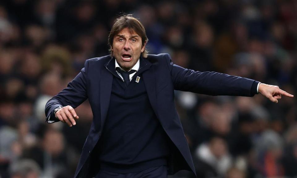 Antonio Conte tries to get a point across to his players during Tottenham’s win against Brentford