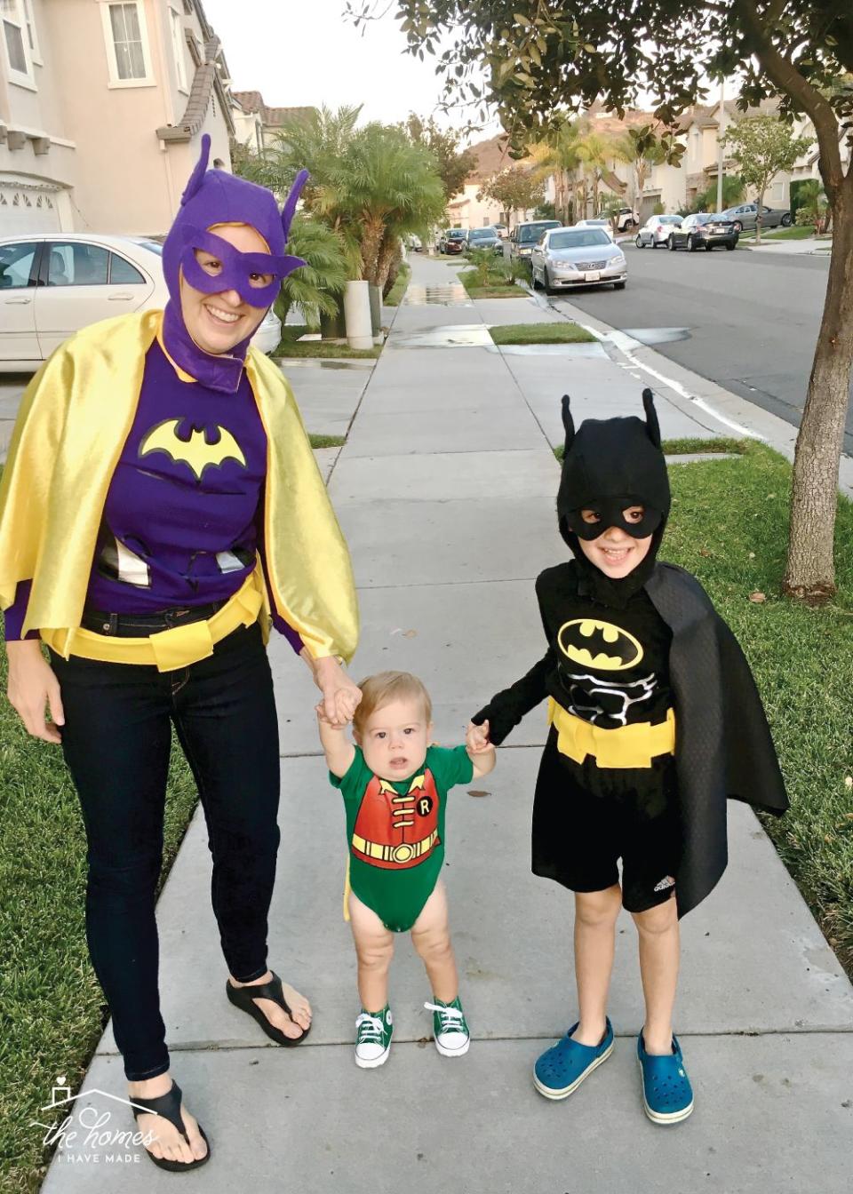 family halloween costumes batman