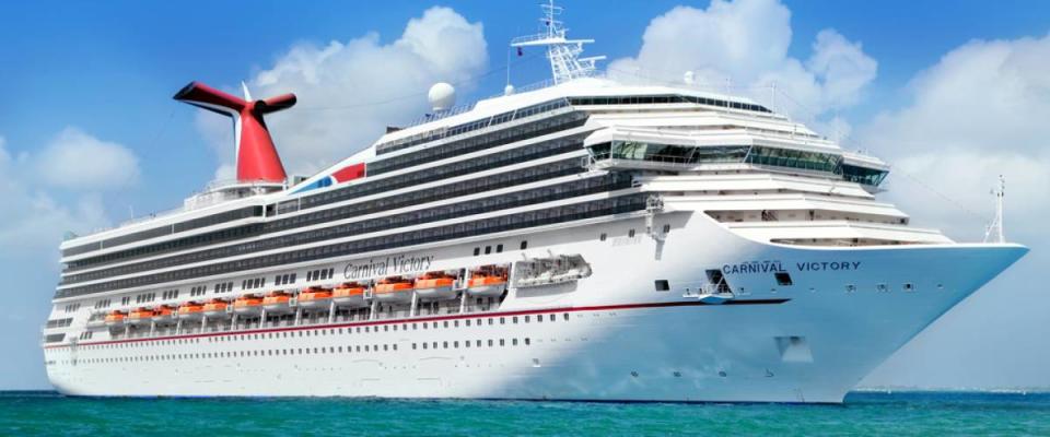 Carnival Cruise Line, cruise ship Carnival Victory Sails from Port George Town