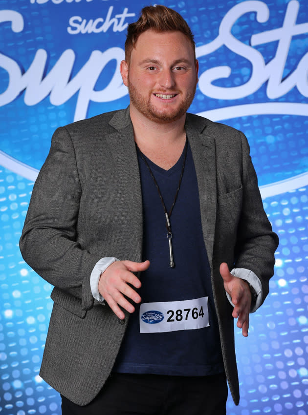 So sah DSDS-Kandidat Daniel beim Casting und mit 24 Kilo mehr auf der Waage aus (Bild: RTL/ Stefan Gregorowius)