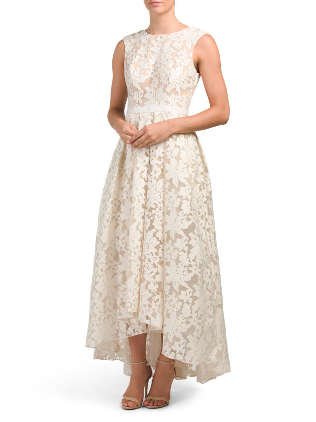 TJ Maxx Wedding Shop: Beautiful Gowns and Gifts at Great Prices