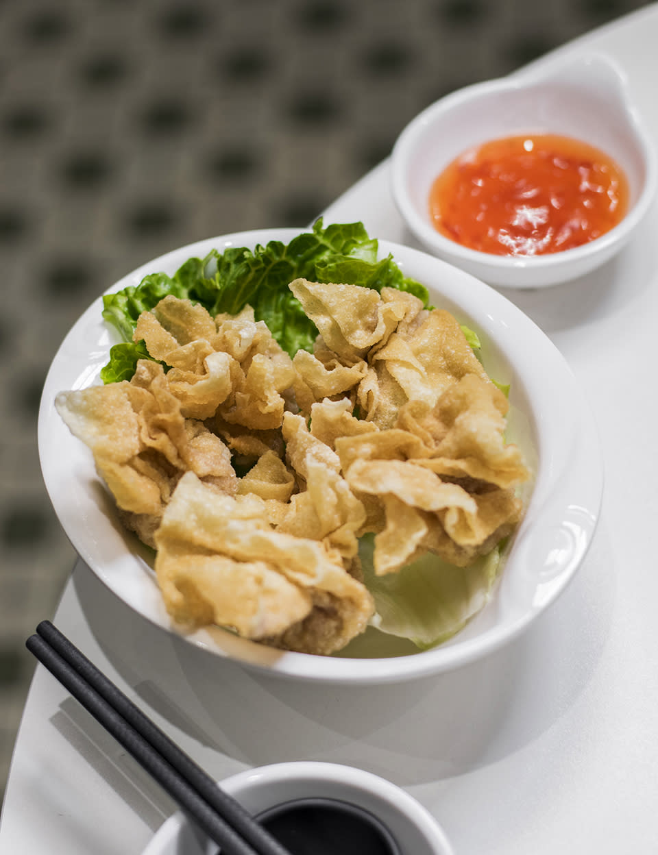 灣仔美食│十兄弟車仔麵店推$9隻鮑魚 必點招牌慢煮牛坑腩+彈牙牛筋
