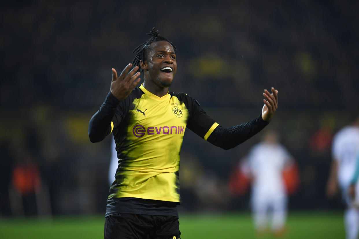 Michy Batshuayi celebrates on of his two goals for Dortmund against Atalanta in a 3-2 first-leg Europa League victory. (Getty)