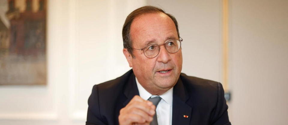 François Hollande, ancien président de la République, publie un nouveau livre à quelques mois de l'élection présidentielle.
