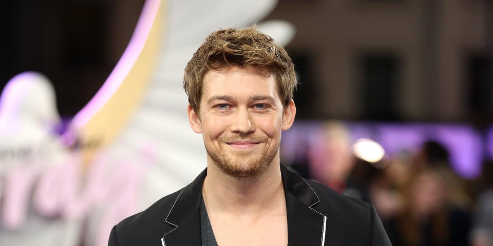 <span class="caption">“Can Joe Alwyn Fight” Is Once Again Trending</span><span class="photo-credit">Mike Marsland - Getty Images</span>