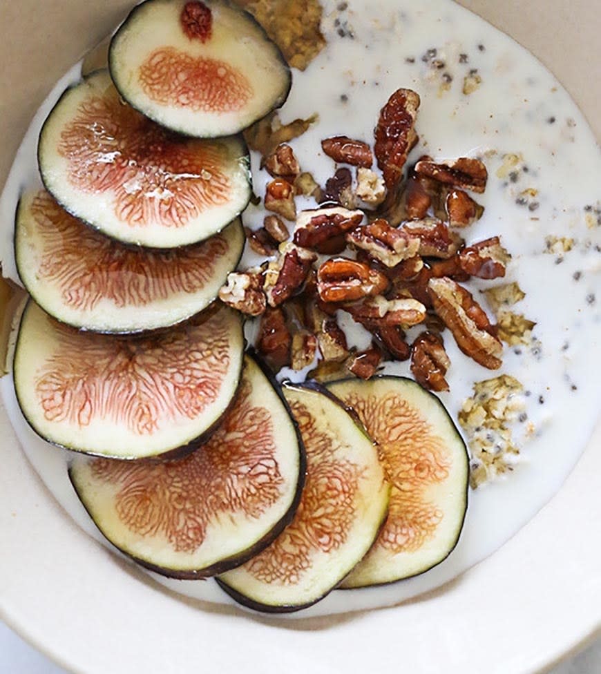 Oats With Figs and Honey from Skinny Taste