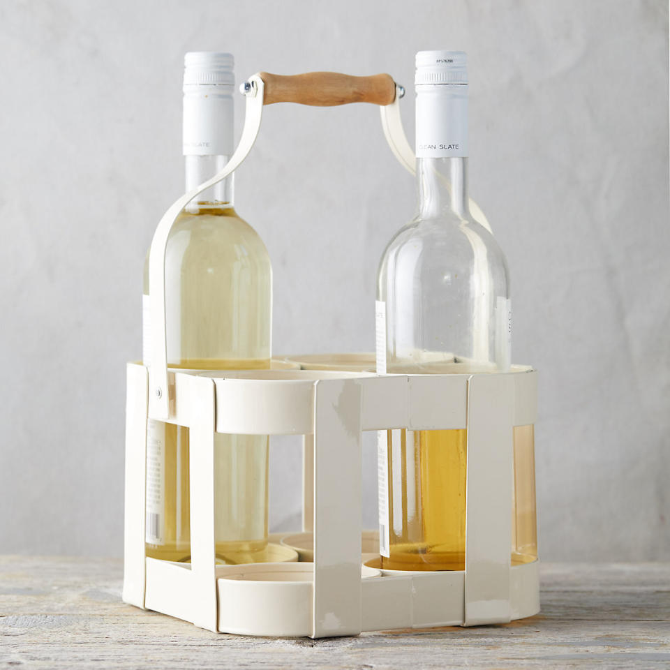 Sometimes you need a glass. Sometimes you need a bottle. <a href="https://yhoo.it/2YL11l1" target="_blank" rel="noopener noreferrer">Find it for $35 at Terrain</a>.