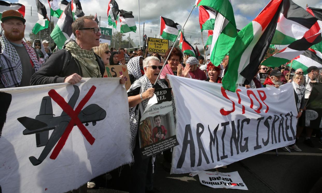 <span>Protesters in Blackburn, England, in August demonstrating outside a factory producing parts for F-35 fighter jets, used in air assaults on Gaza.</span><span>Photograph: Martin Pope/Zuma Press Wire/Rex/Shutterstock</span>