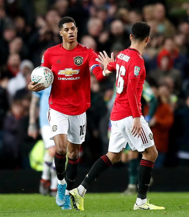 Marcus Rashford's goal keeps United in contention to reach the final 