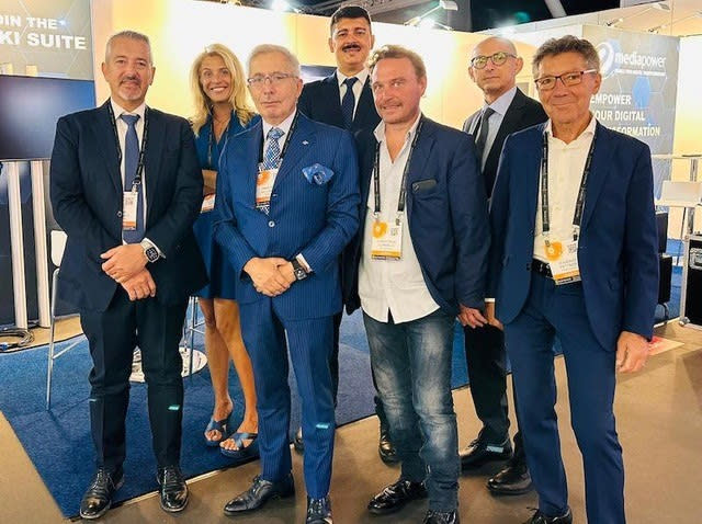 Media Power team: Fabio Veggiato, Francesca Bianco, Marcello Dellepiane, Carlo Rasile, Christophe Cordelle, Paolo Birra and Eugenio Pettazzi