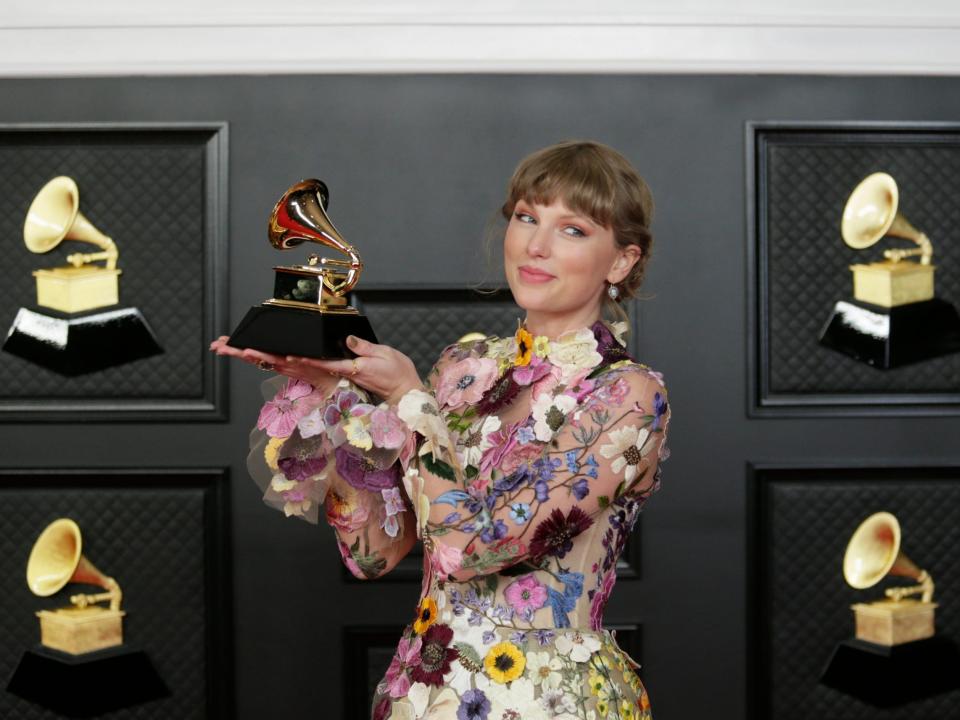 taylor swift grammys