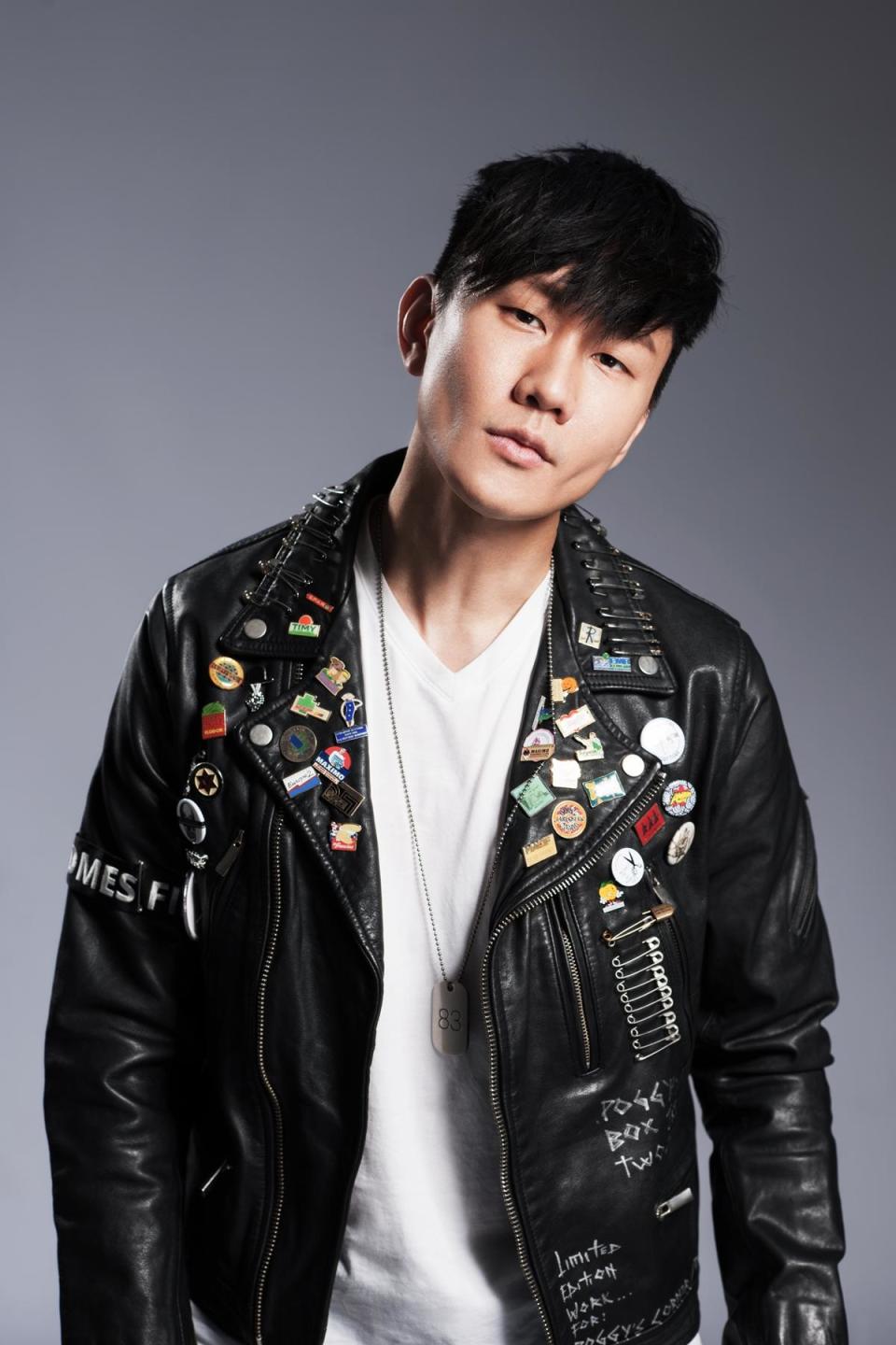 林俊傑將在2017 hito流行音樂獎打頭陣演出，演唱親挑的經典作品。