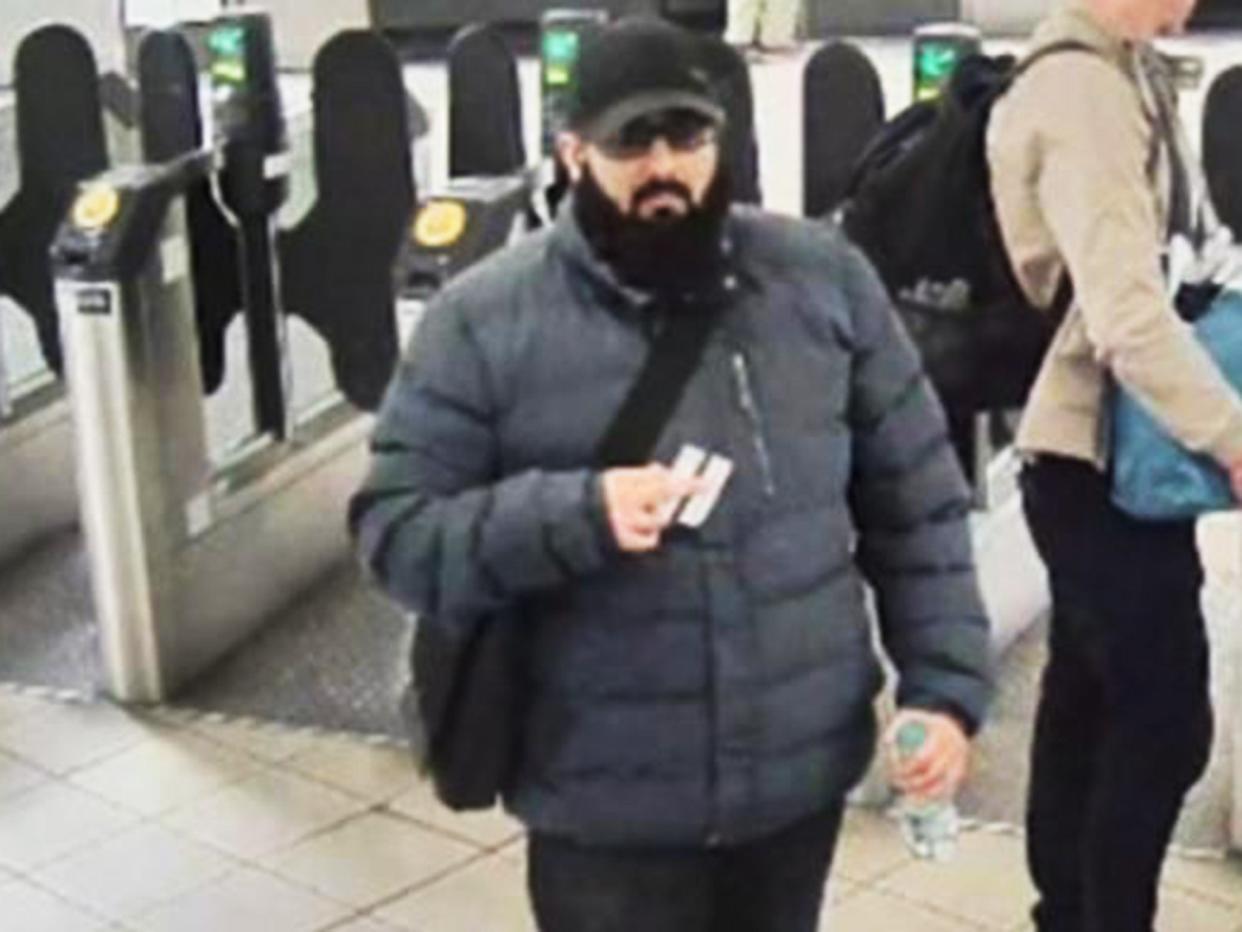 <p>Khan kept in touch with staff following his release from prison in 2018</p> (Metropolitan Police)