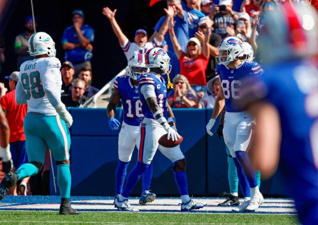 Dolphins can't contain Diggs (3 TDs), Allen (4 TDs) or the Bills