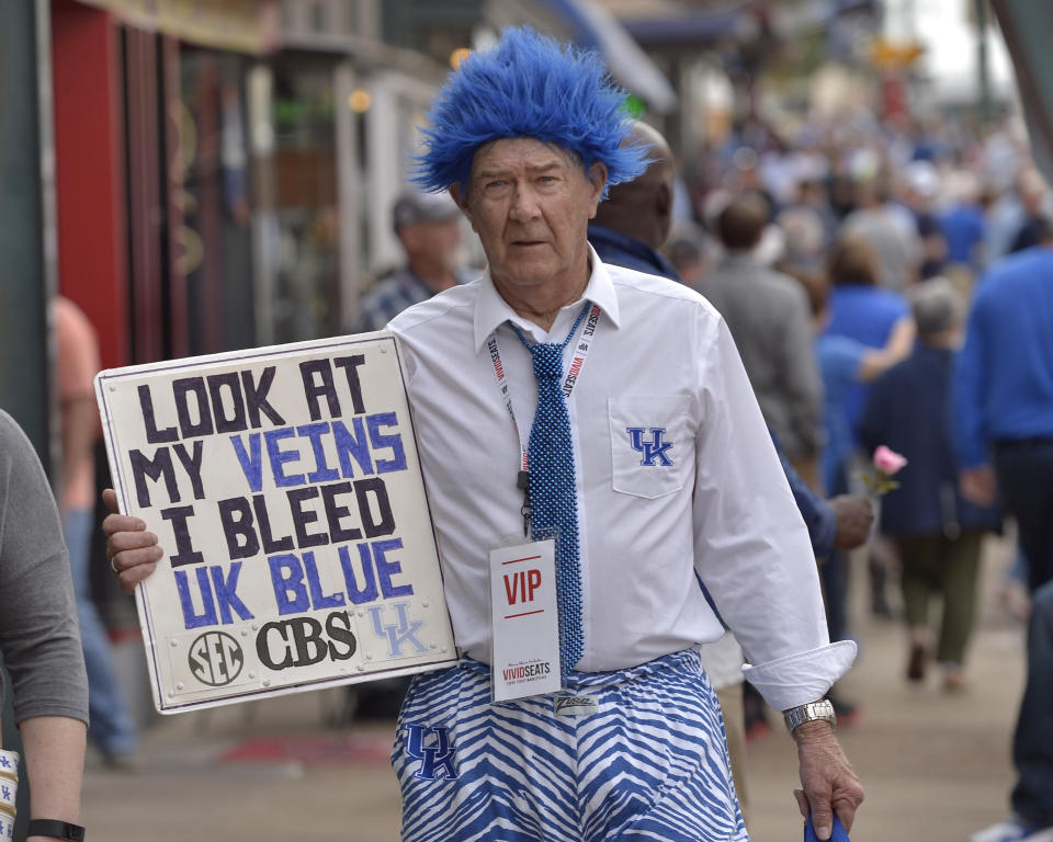 Kentucky fan (AP)