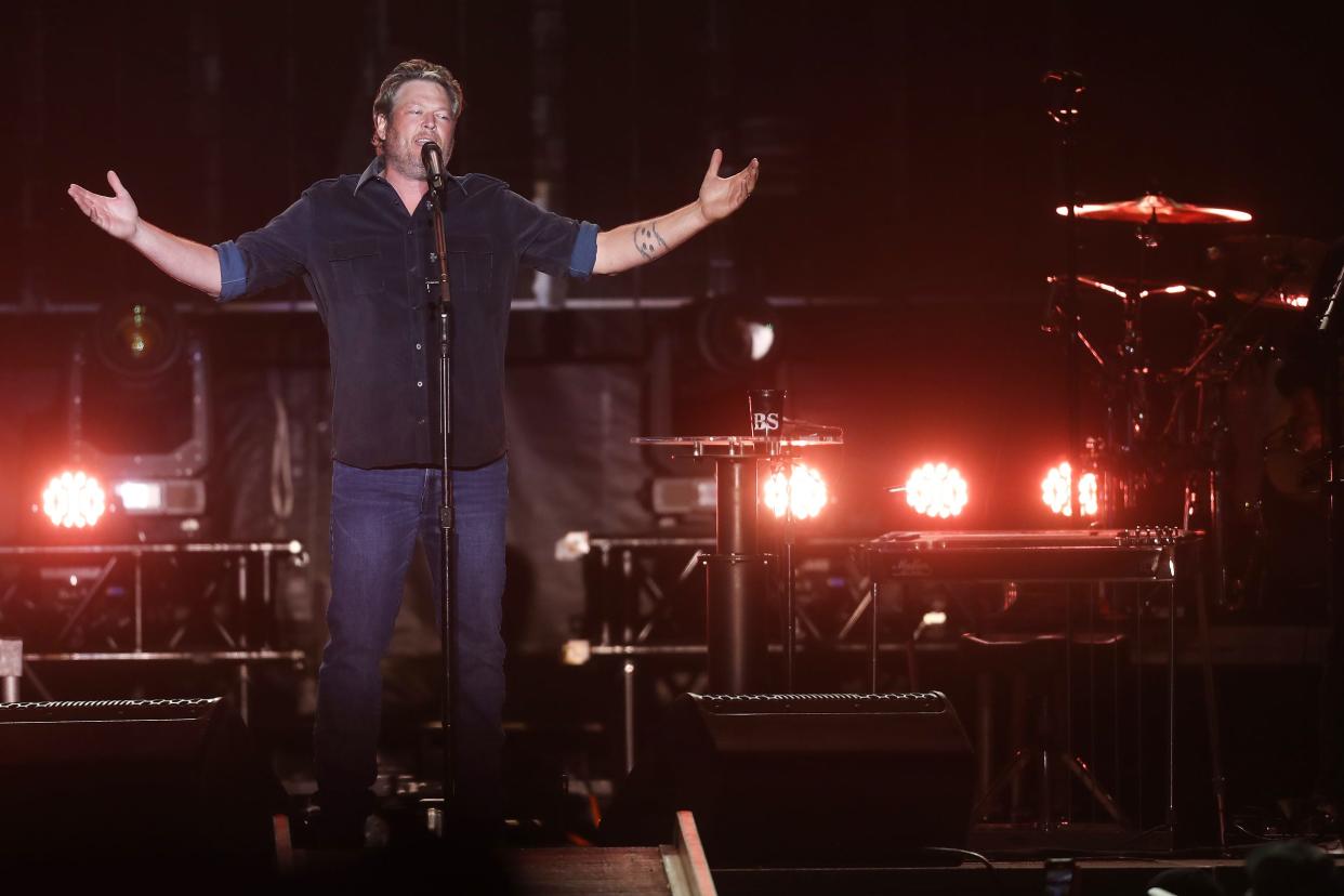 Blake Shelton is coming to Jacksonville next spring.