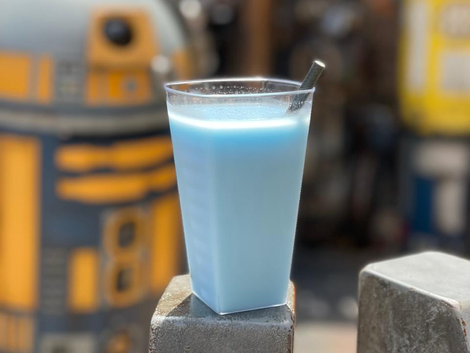 cup of blue milk from starwars galaxy's edge in disney world