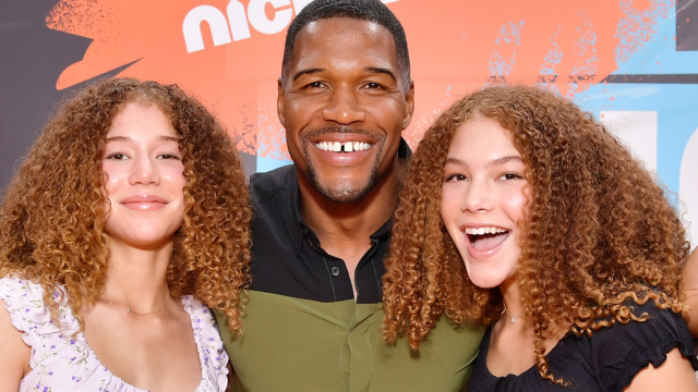 Photos: DE Michael Strahan