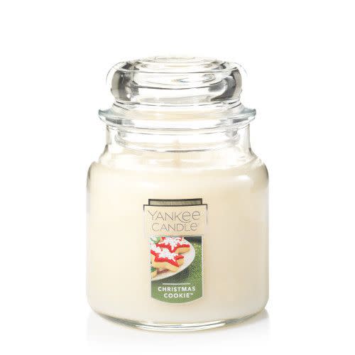 <p><strong>Yankee Candle</strong></p><p>yankeecandle.com</p><p><strong>$26.50</strong></p><p><a href="https://go.redirectingat.com?id=74968X1596630&url=https%3A%2F%2Fwww.yankeecandle.com%2Fproduct%2Fchristmas-cookie%2F_%2FR-114504&sref=https%3A%2F%2Fwww.countryliving.com%2Fentertaining%2Fg34055055%2Fbest-christmas-candles%2F" rel="nofollow noopener" target="_blank" data-ylk="slk:Shop Now;elm:context_link;itc:0;sec:content-canvas" class="link ">Shop Now</a></p><p>Butter and vanilla. Need we say more?</p>