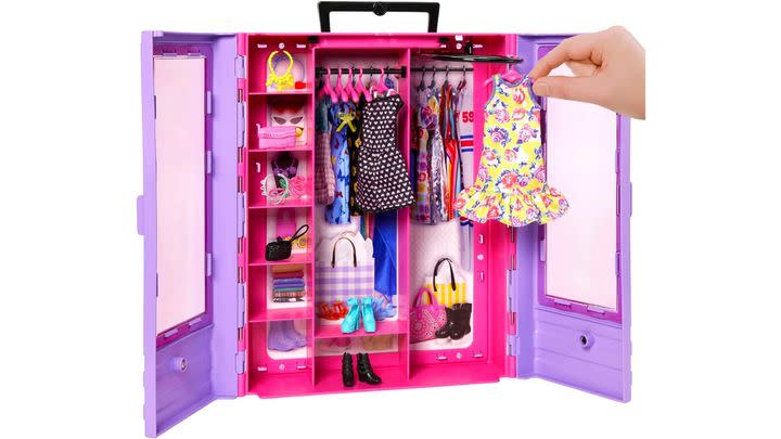 Is it bad that I kind of want this Barbie Closet for myself? It's 71% off after all!