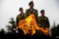 <p>Dieses Jahr fiel der israelische Feiertag Jom haZikaron auf den 1. Mai. An diesem Tag wird der gefallenen israelischen Soldaten und der Opfer des Terrorismus gedacht. (Bild: AP Photo/Ariel Schalit) </p>