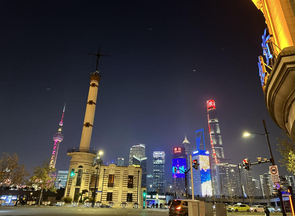 上海市其實是個Ｍ型社會的縮影，而疫情又催化了他兩極化的進度。蔡日雲、劉奕廷攝