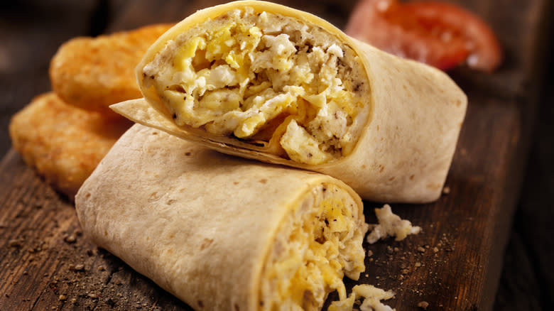 scrambled egg cheese wrap 