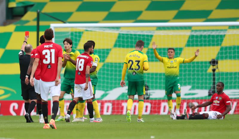 FA Cup - Quarter Final - Norwich City v Manchester United