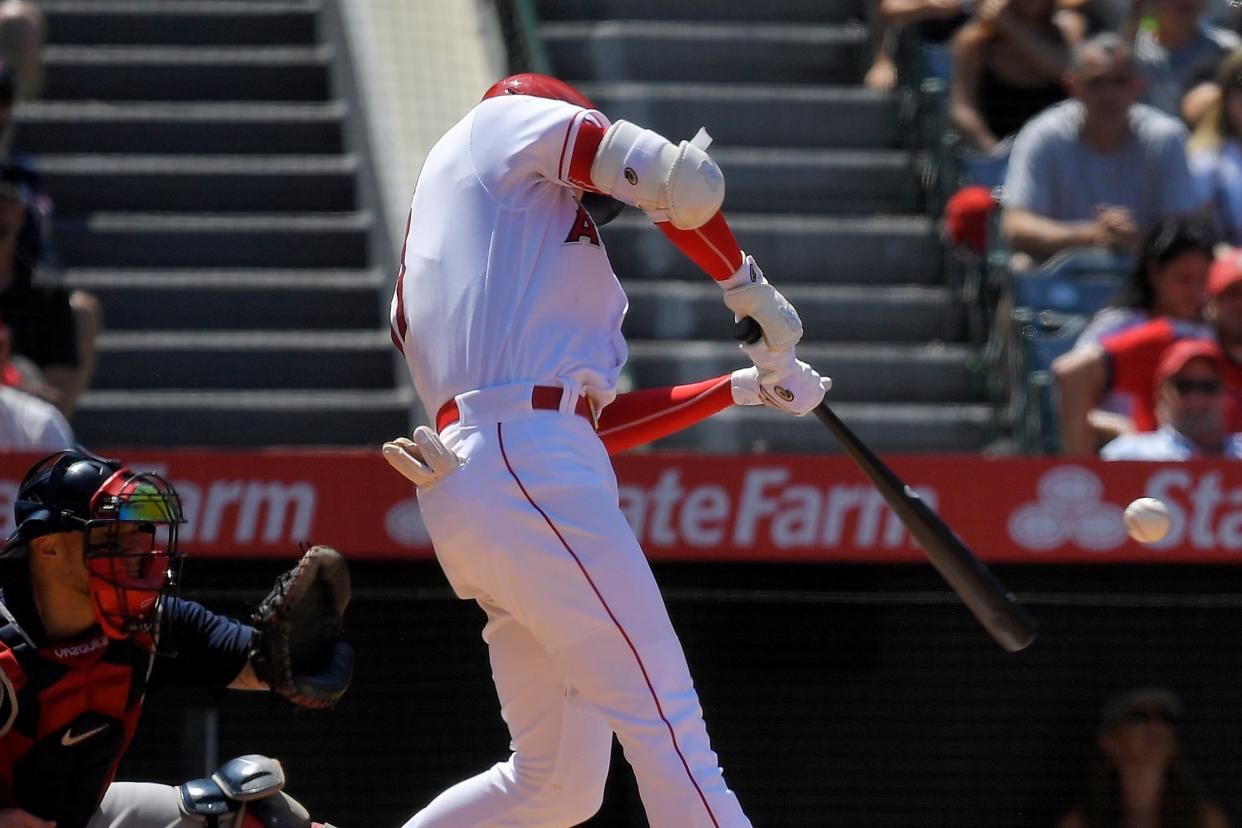 MEDIAS ROJAS-ANGELINOS (AP)