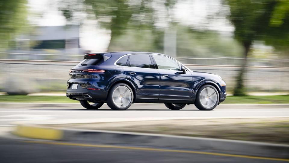 2024 porsche cayenne