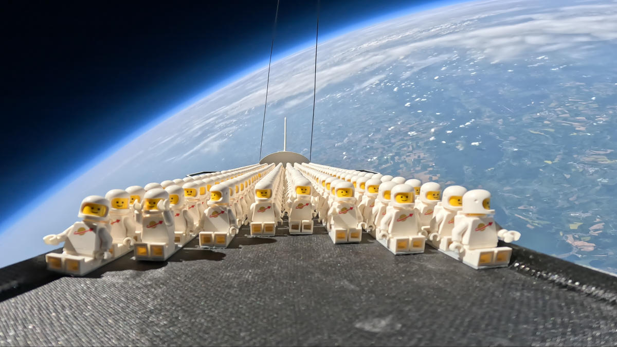 Why the new LEGO® NASA Discovery Space Shuttle is so relaxing to