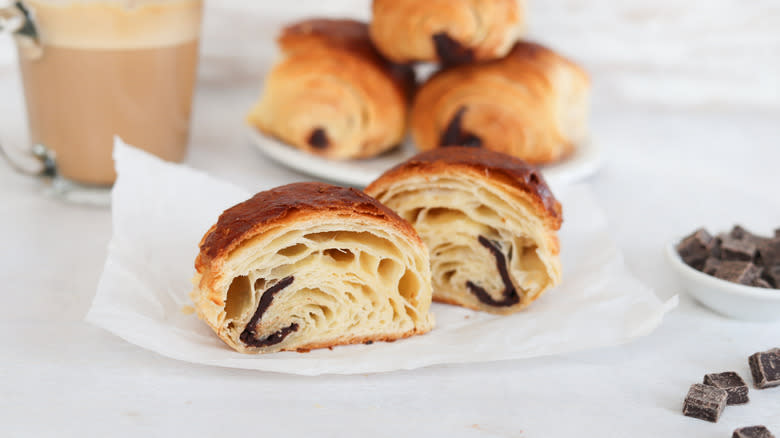 pain au chocolat