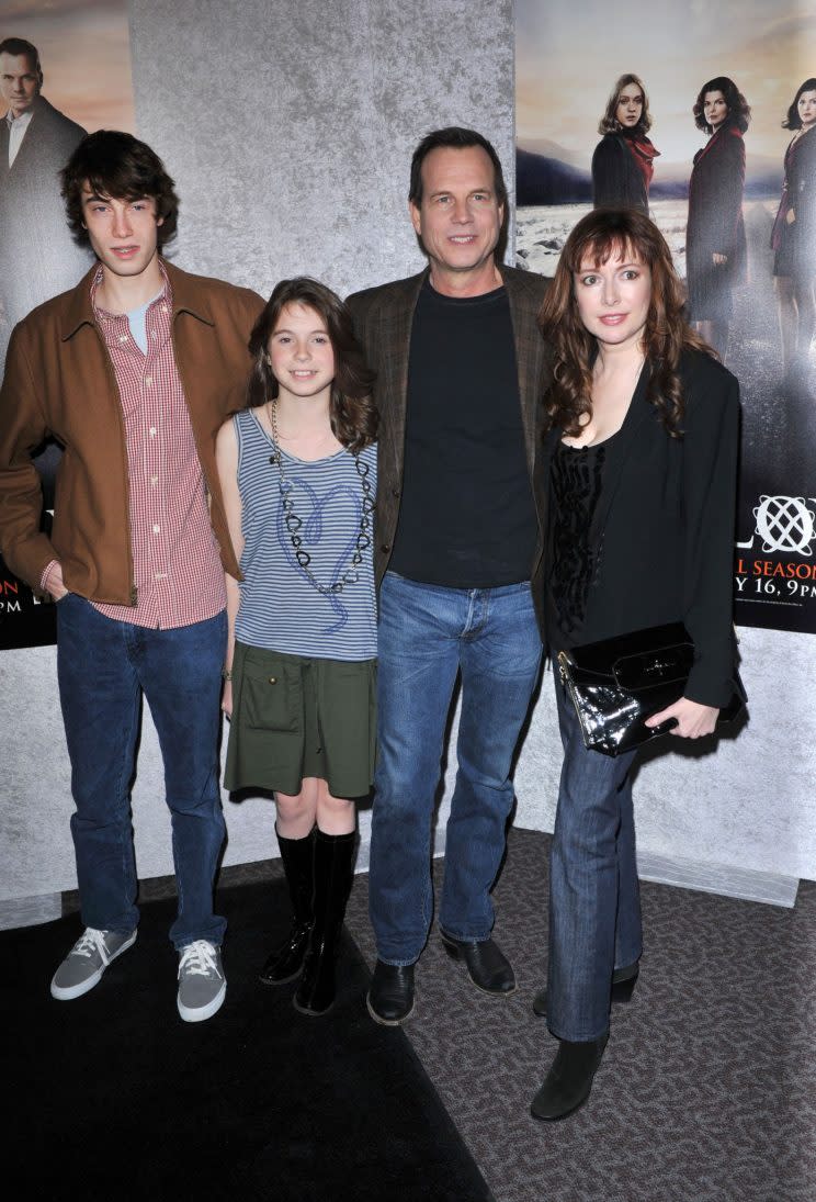 Bill Paxton with his family in 2011 in Los Angeles, California. (Photo: Getty Images)