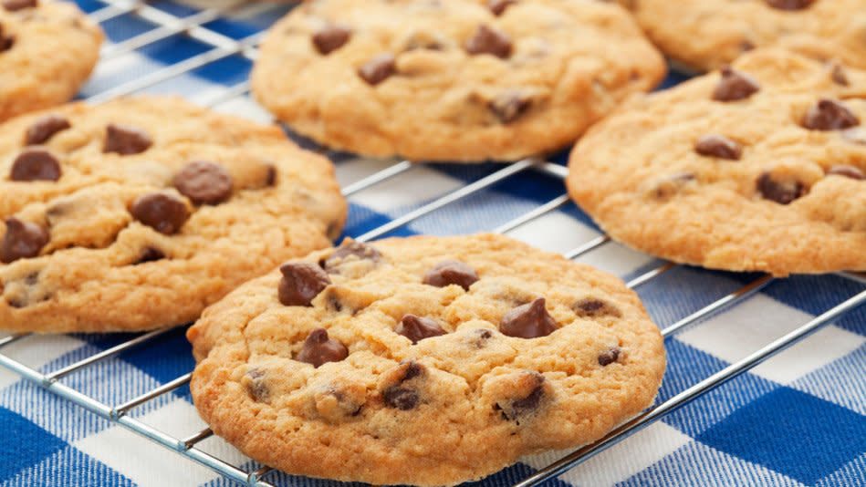 One <a href="http://www.snackworks.com/products/product-detail.aspx?product=4400003219" target="_blank">chocolate chip cookie</a>: 5.5 grams. <br /><br />That&rsquo;s just one cookie, and a relatively small one (about 2 inches across) at that! A cookie of our preferred size has more like 16.5 grams of sugar. Whoops.<br /><br /><strong>TOTAL: 49.5 grams of added sugar</strong>