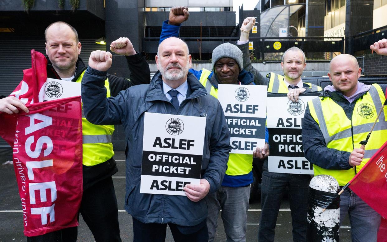 Mick Whelan, the Aslef General Secretary, on the picket line outside Euston rail station