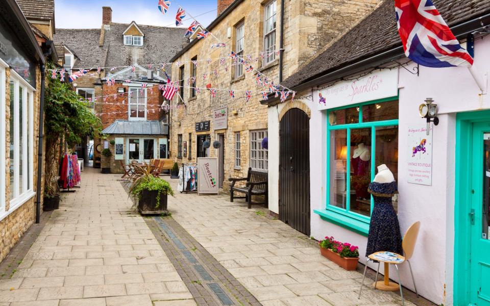 The Cotswolds town of Stow-on-the-Wold is popular with tourists - isTOCK