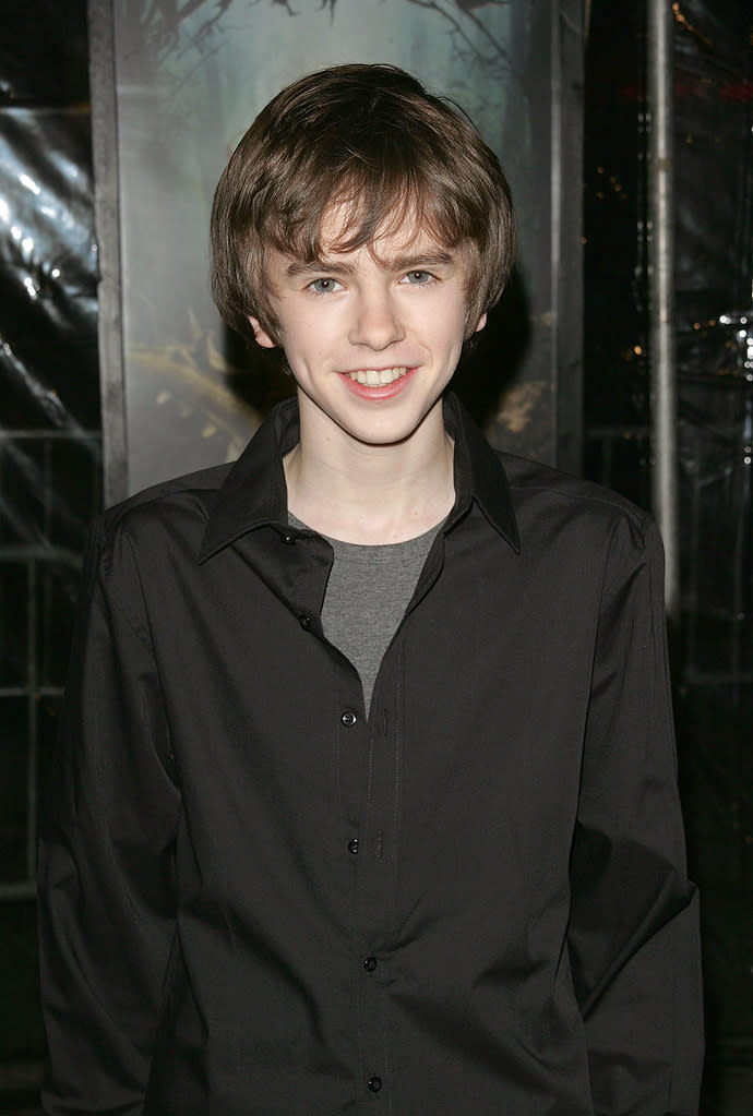 20/20 Gallery 2009 Freddie Highmore