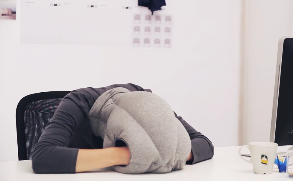 Ostrich Pillow Original