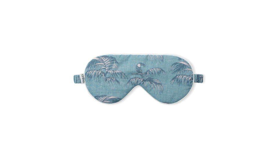 Desmond and Dempsey eye mask