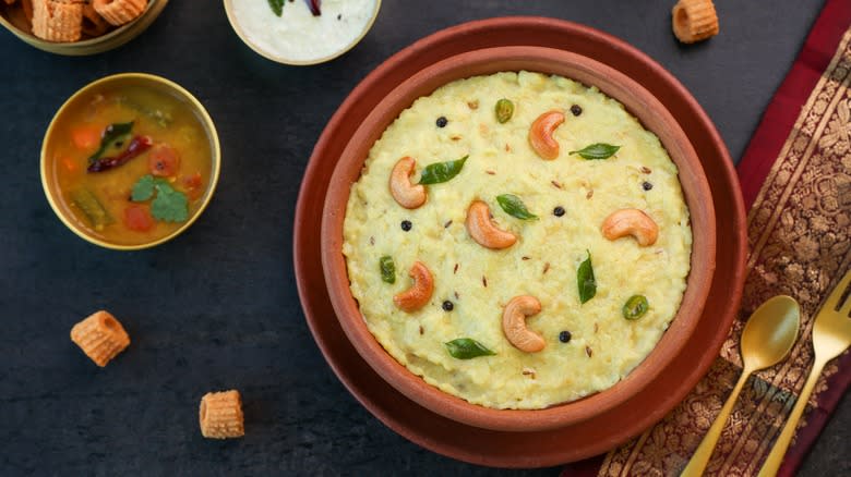 Clay bowl of pongal